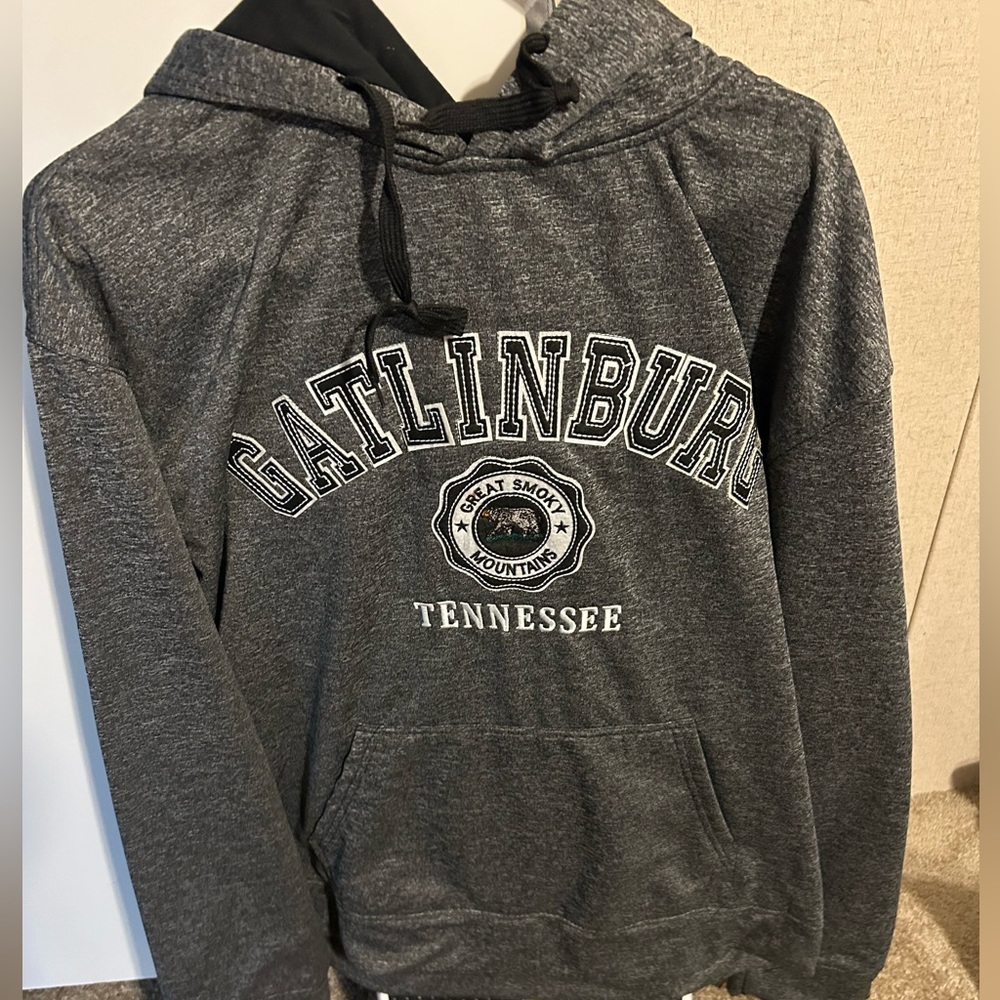 Black hoodie size L